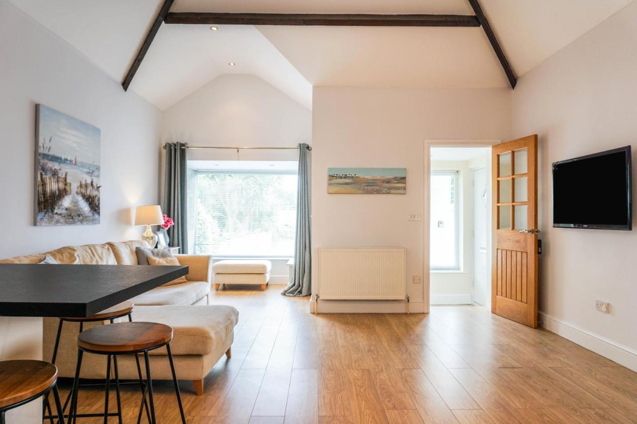 The Beach House - Fully Refurbed March 2024 Oystermouth Extérieur photo